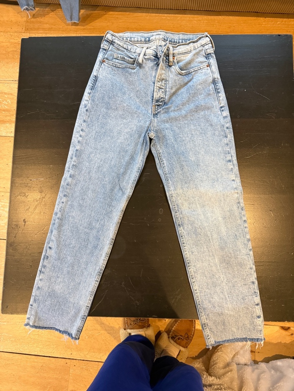 Old Navy Light Wash High-Rise Mom Jeans